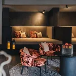 Arpuria (adults Only) Szálloda Sankt Anton am Arlberg