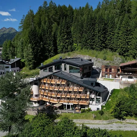 Hotel Arpuria (adults Only) 4*