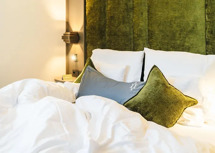 Arpuria (adults Only)